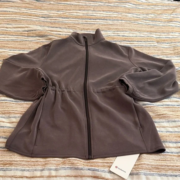 Lululemon ESPRESSO* SOFTSTREME cinchable waist full zip jacket - Picture 10 of 12